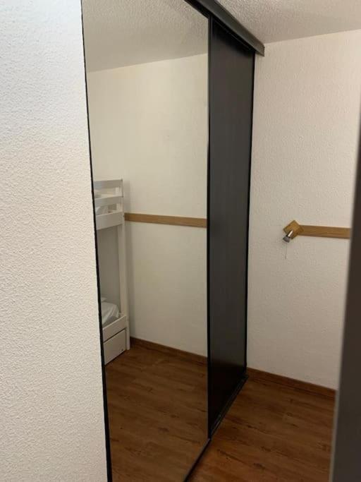 Ferienwohnung Au Pied Des Pistes Avec Parking Entierement Renove Huez Exterior foto