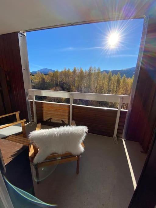 Ferienwohnung Au Pied Des Pistes Avec Parking Entierement Renove Huez Exterior foto