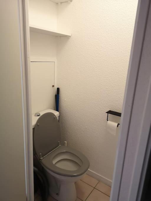 Ferienwohnung Au Pied Des Pistes Avec Parking Entierement Renove Huez Exterior foto