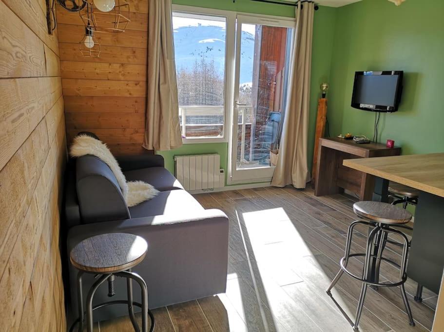 Ferienwohnung Au Pied Des Pistes Avec Parking Entierement Renove Huez Exterior foto